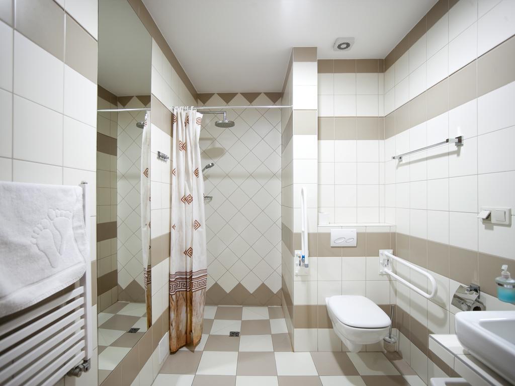Osrodek Wczasowy Paradise Krynica-Zdrój Habitación foto
