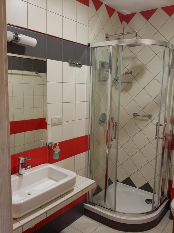 Osrodek Wczasowy Paradise Krynica-Zdrój Habitación foto