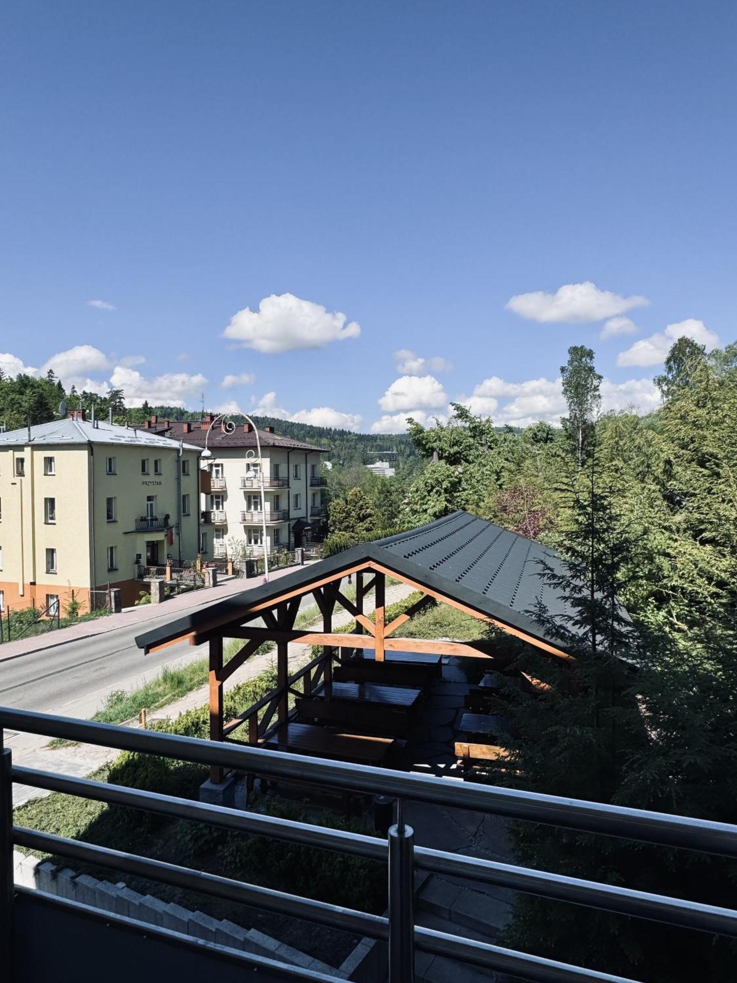 Osrodek Wczasowy Paradise Krynica-Zdrój Exterior foto